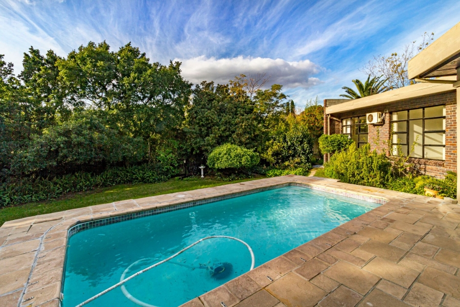 8 Bedroom Property for Sale in Helderberg Estate Western Cape